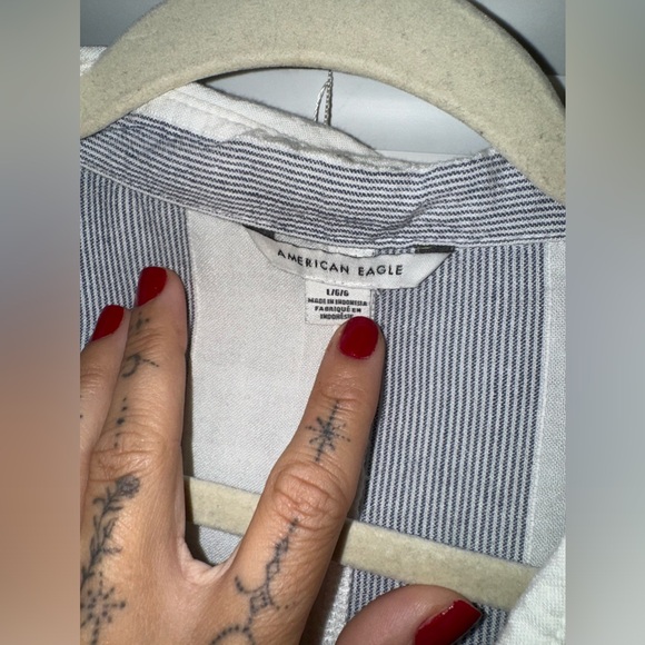 American eagle striped button up - large - Picture 4 of 6